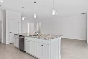 7889 Penrose Pl, Wildwood, FL 34785 - Photo 18