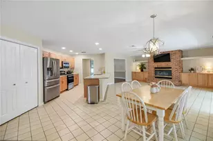 317 Woodland Trl, Lady Lake, FL 32159 - Photo 56