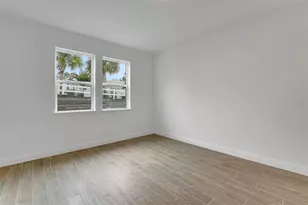 1002 Fiesta Key Cir, Lady Lake, FL 32159 - Photo 18