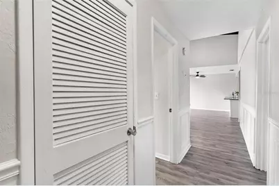 23202 Sandalwood Drive #202, Wildwood, FL 34785 - Photo 8