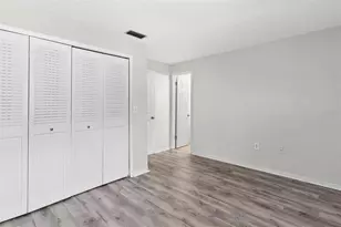 23202 Sandalwood Dr, Wildwood, FL 34785 - Photo 32