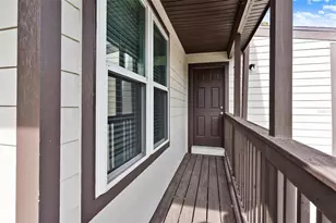 23202 Sandalwood Dr, Wildwood, FL 34785 - Photo 30