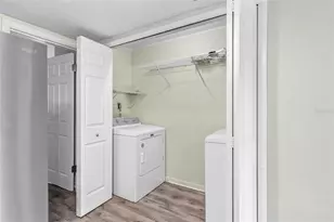 23202 Sandalwood Dr, Wildwood, FL 34785 - Photo 20