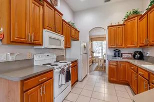 3370 St Lucia Ct, Tavares, FL 32778 - Photo 14