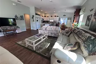 703 Royal Palm Ave, Lady Lake, FL 32159 - Photo 10