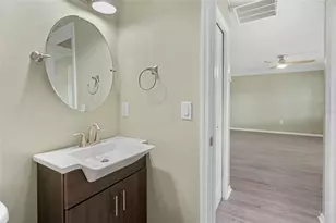 12531 Orangewood Ct, Tavares, FL 32778 - Photo 40