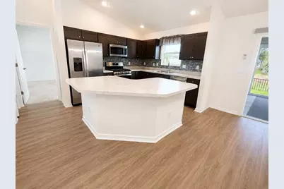6743 Mary Loop, The Villages, FL 34762 - Photo 16