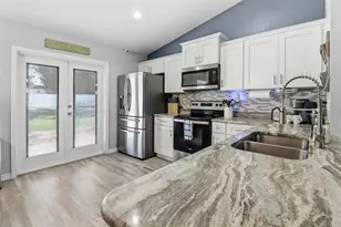 12193 SE 87th Terrace, Belleview, FL 34420 - Photo 14