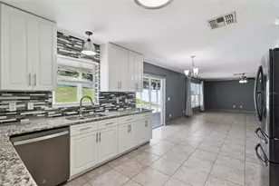 1804 Vale Dr, Clermont, FL 34711 - Photo 10