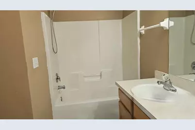 4030 Lake Bluff Drive, Mascotte, FL 34753 - Photo 8