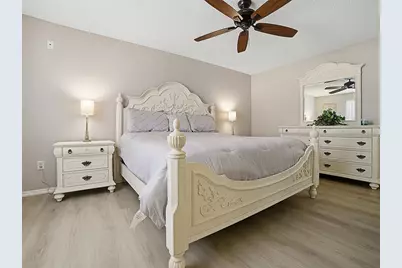 1685 Campos Drive, The Villages, FL 32162 - Photo 12