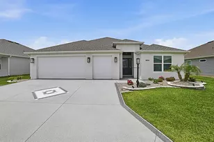 1404 Hearns Loop, The Villages, FL 34762 - Photo 2