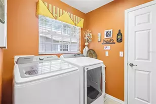 623 Juniper Way, Tavares, FL 32778 - Photo 18