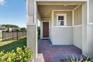 17386 Blazing Star Cir, Clermont, FL 34714 - Photo 2