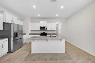 17386 Blazing Star Cir, Clermont, FL 34714 - Photo 6
