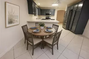 1033 Oak Forest Dr, The Villages, FL 32162 - Photo 8