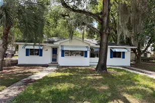 301 S Seminole Ave, Minneola, FL 34715 - Photo 1