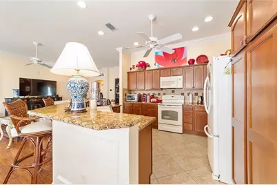 418 Flossmoor Court, The Villages, FL 32162 - Photo 16