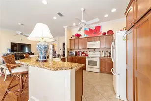 418 Flossmoor Ct, The Villages, FL 32162 - Photo 16