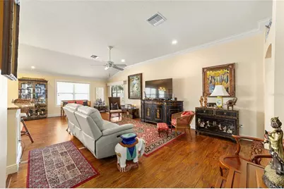 418 Flossmoor Court, The Villages, FL 32162 - Photo 10