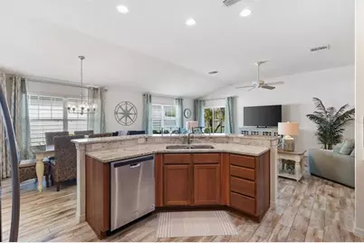 1101 Southern Sun Drive, The Villages, FL 32162 - Photo 10