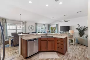1101 Southern Sun Dr, The Villages, FL 32162 - Photo 10