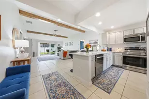 5151 NE 121st Ave, Oxford, FL 34484 - Photo 2