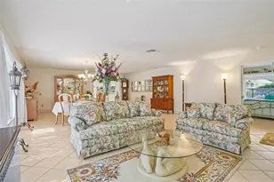 4546 Griffin View Dr, Lady Lake, FL 32159 - Photo 16