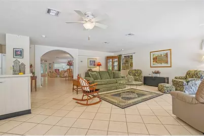 4546 Griffin View Drive, Lady Lake, FL 32159 - Photo 14