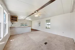 30107 Green Bay Dr, Tavares, FL 32778 - Photo 18