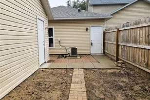 1004 Park Central Cir, Groveland, FL 34736 - Photo 14