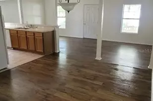 1004 Park Central Cir, Groveland, FL 34736 - Photo 4