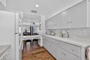205 E 10th Ave, Mount Dora, FL 32757 - Photo 30