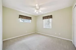 25904 Newcombe Cir, Leesburg, FL 34748 - Photo 32