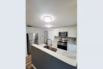 [Address not provided], Saint Petersburg, FL 33713 - Photo 4