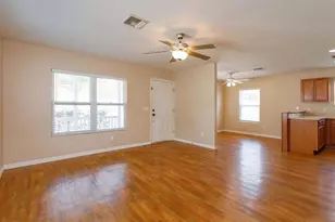 431 Midway Ave, Mascotte, FL 34753 - Photo 4