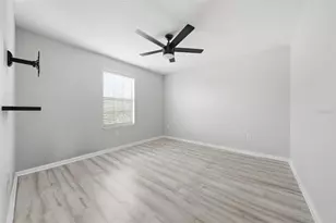 9243 Chandler Dr, Groveland, FL 34736 - Photo 44