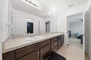 9243 Chandler Dr, Groveland, FL 34736 - Photo 48