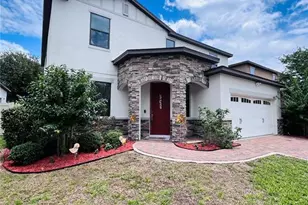 9243 Chandler Dr, Groveland, FL 34736 - Photo 1