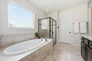 30040 Donnington Loop, Mount Dora, FL 32757 - Photo 20