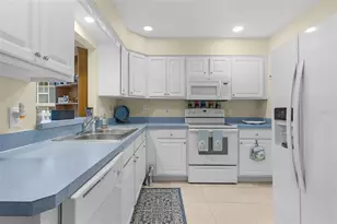 1622 Laurel Way, Tavares, FL 32778 - Photo 8