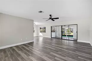 1503 Canal Ct, Tavares, FL 32778 - Photo 4
