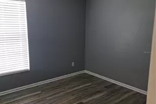 8525 Suburban Dr, Orlando, FL 32829 - Photo 8