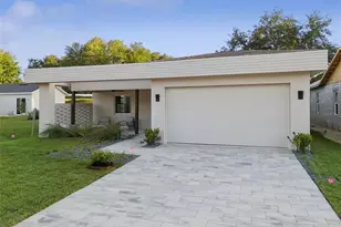 450 Skyfield Ct, Lady Lake, FL 32159 - Photo 28