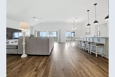 7247 Remi Place, The Villages, FL 34762 - Photo 4