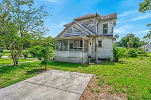 102 S Trowell Ave, Umatilla, FL 32784 - Photo 4