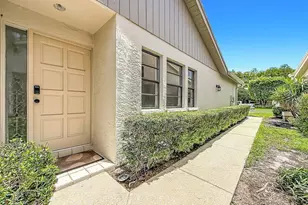 5569 Greyston St, Palm Harbor, FL 34685 - Photo 2