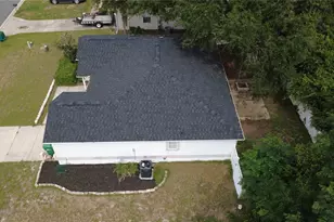 407 Cierra Oaks Cir, Lady Lake, FL 32159 - Photo 18