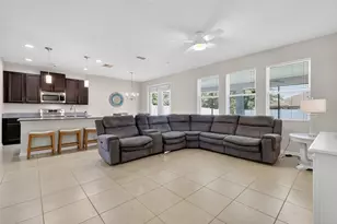 3262 Plumlee Ct, Grand Island, FL 32735 - Photo 10