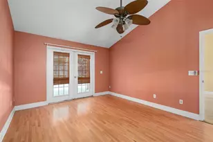 137 Madrona Dr, Eustis, FL 32726 - Photo 14